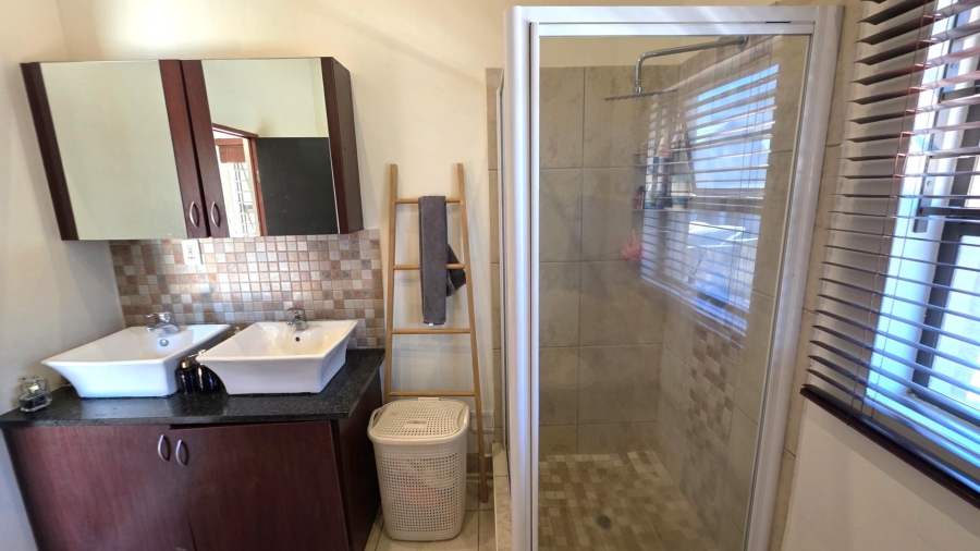 4 Bedroom Property for Sale in Leloko North West